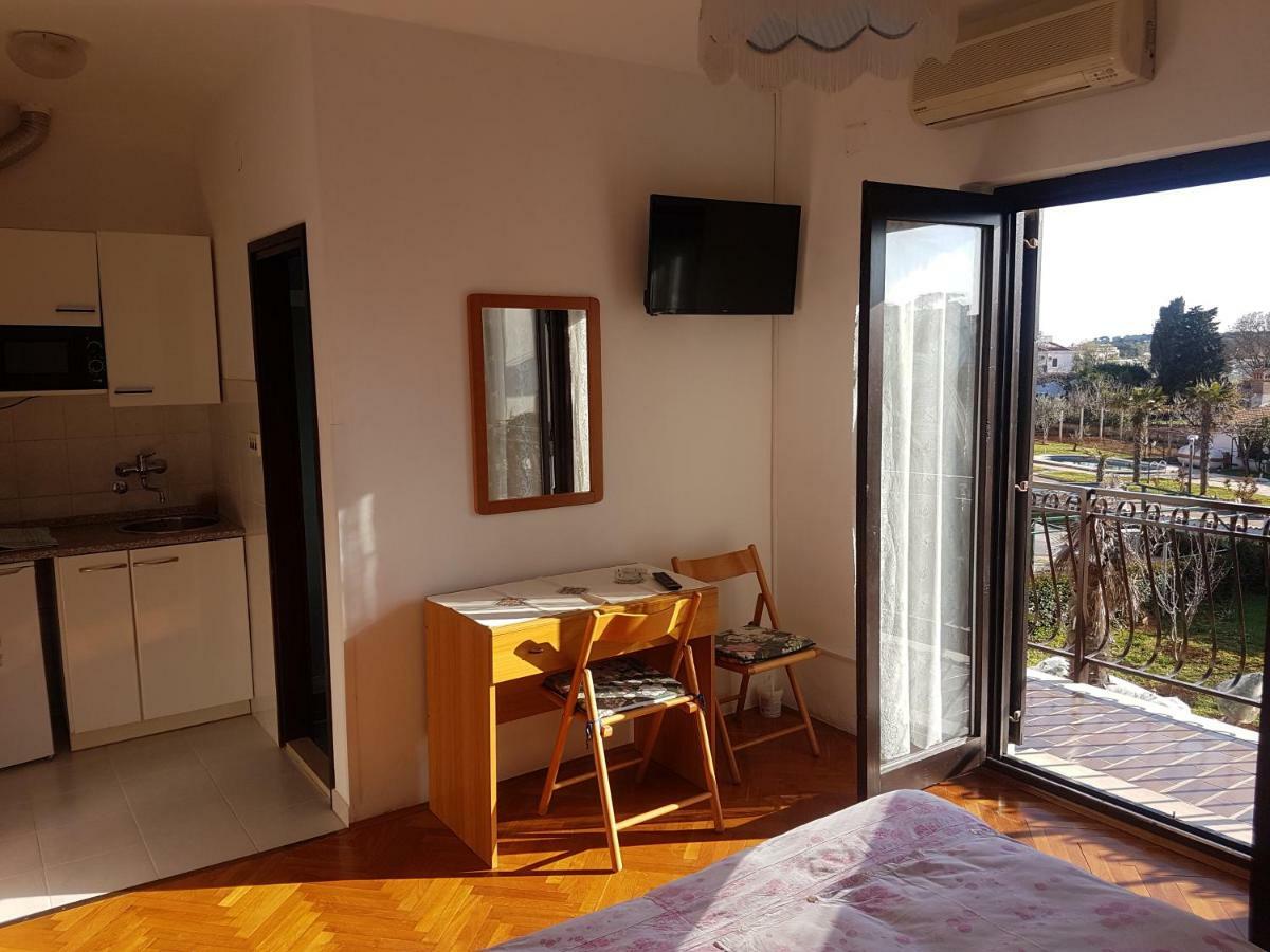 Apartments Zova Медулин Экстерьер фото